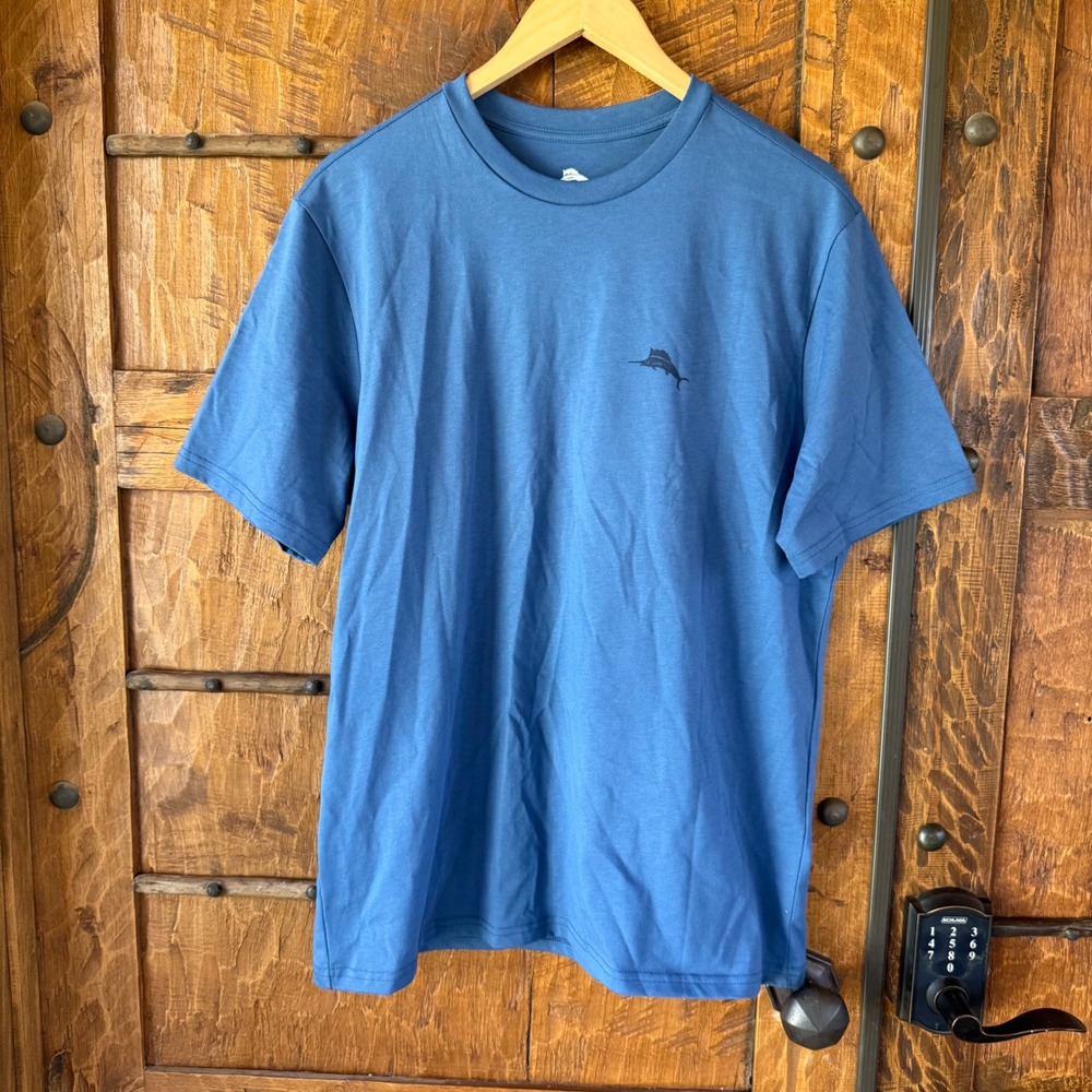 NWT Tommy Bahama T-Shirt Mens Medium Blue Aloha Americana Graphic Tee